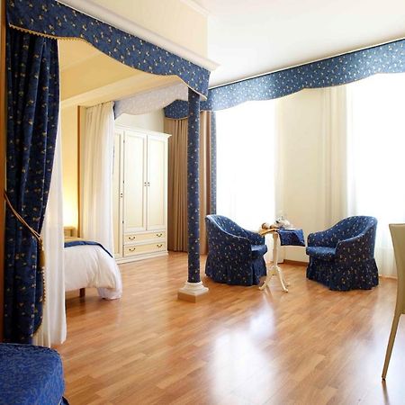 Residence Liberty Trieste Esterno foto