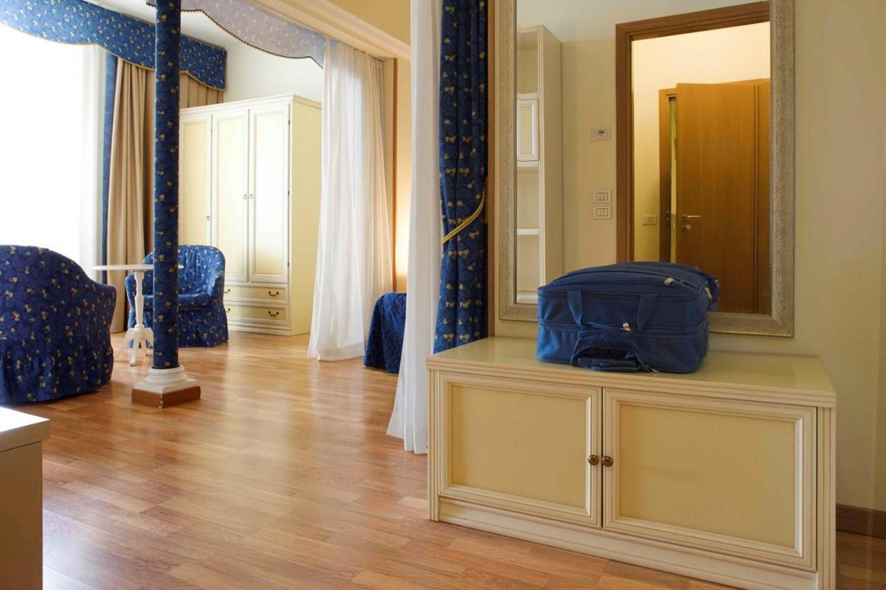 Residence Liberty Trieste Esterno foto
