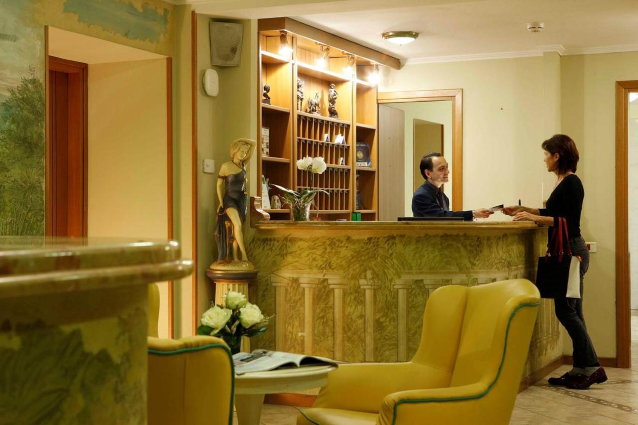 Residence Liberty Trieste Esterno foto